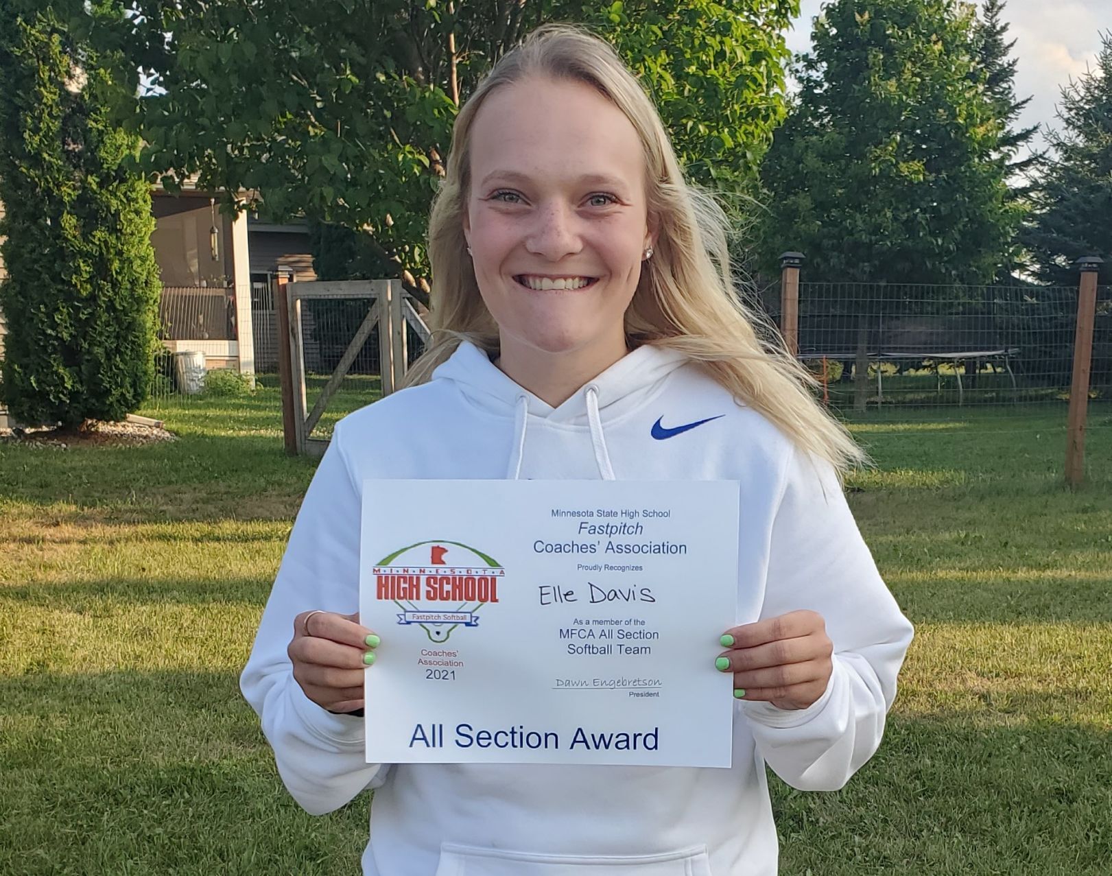 All Section Elle Davis
